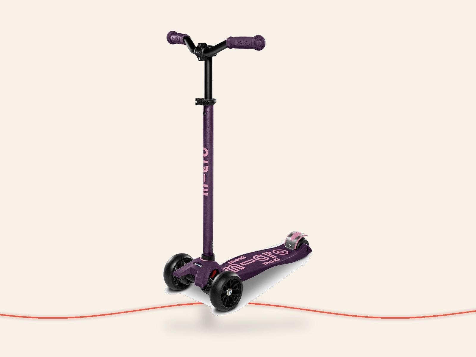 Micro Maxi Deluxe Pro kids kick scooter, side view